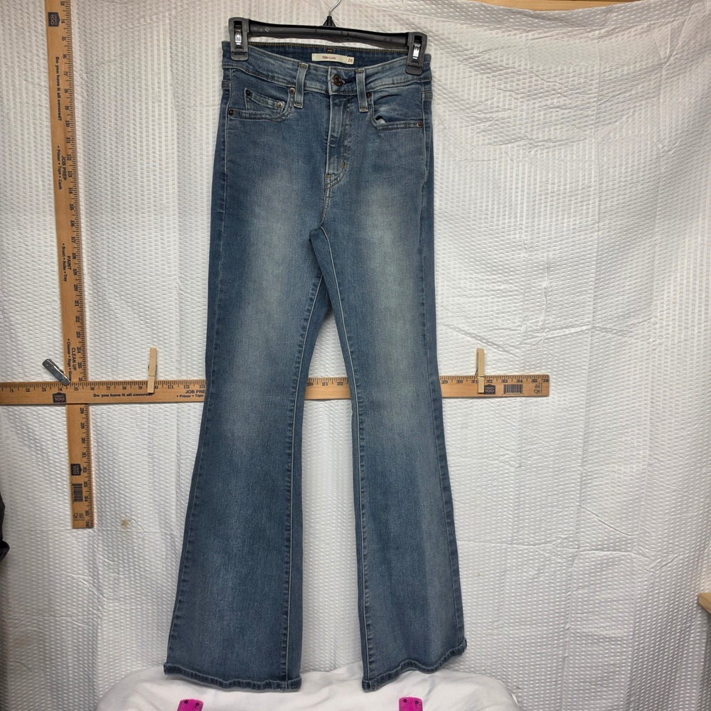 Levis 726 High Rise Flare Jeans Medium Wash Denim Size 26
